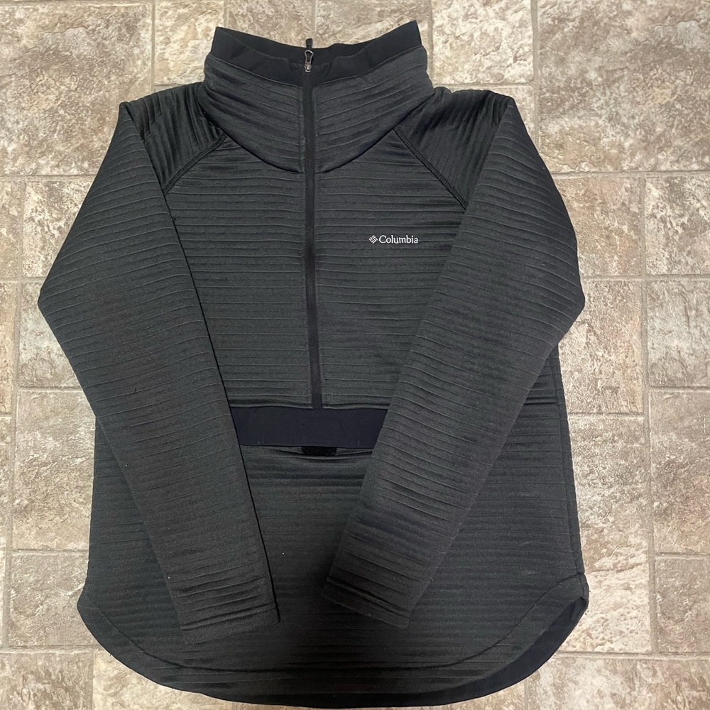 Columbia half zip jacket